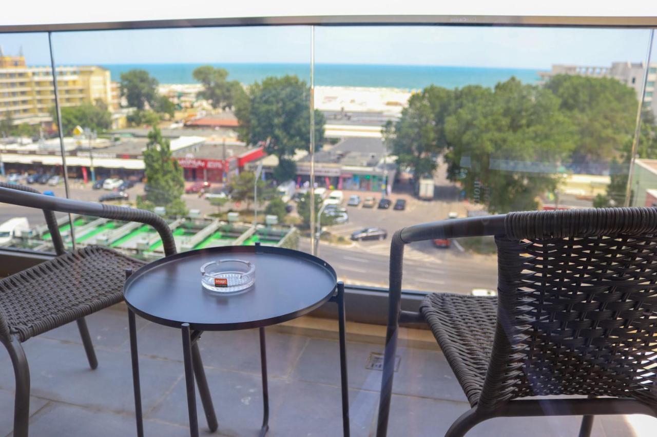 Azure Sea Apartments - Bychoice Mamaia Exterior photo
